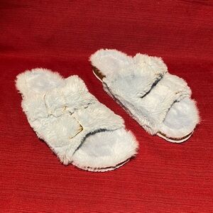 BRAND NEW blue fuzzy slipon slides Birkenstock style cork and gold buckles.US8.5